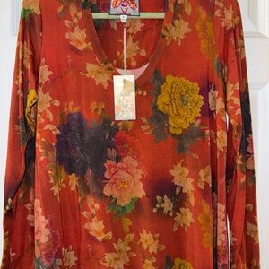Johnny was NWT Embers swing top Medium